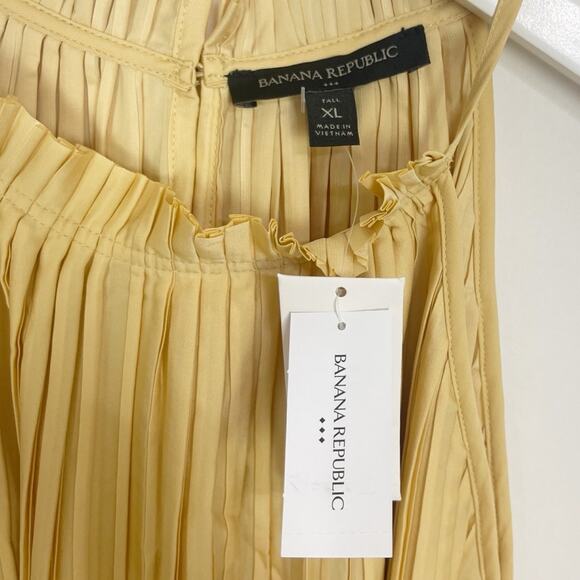 Banana Republic Pleated Mini Dress - Picture 4 of 7